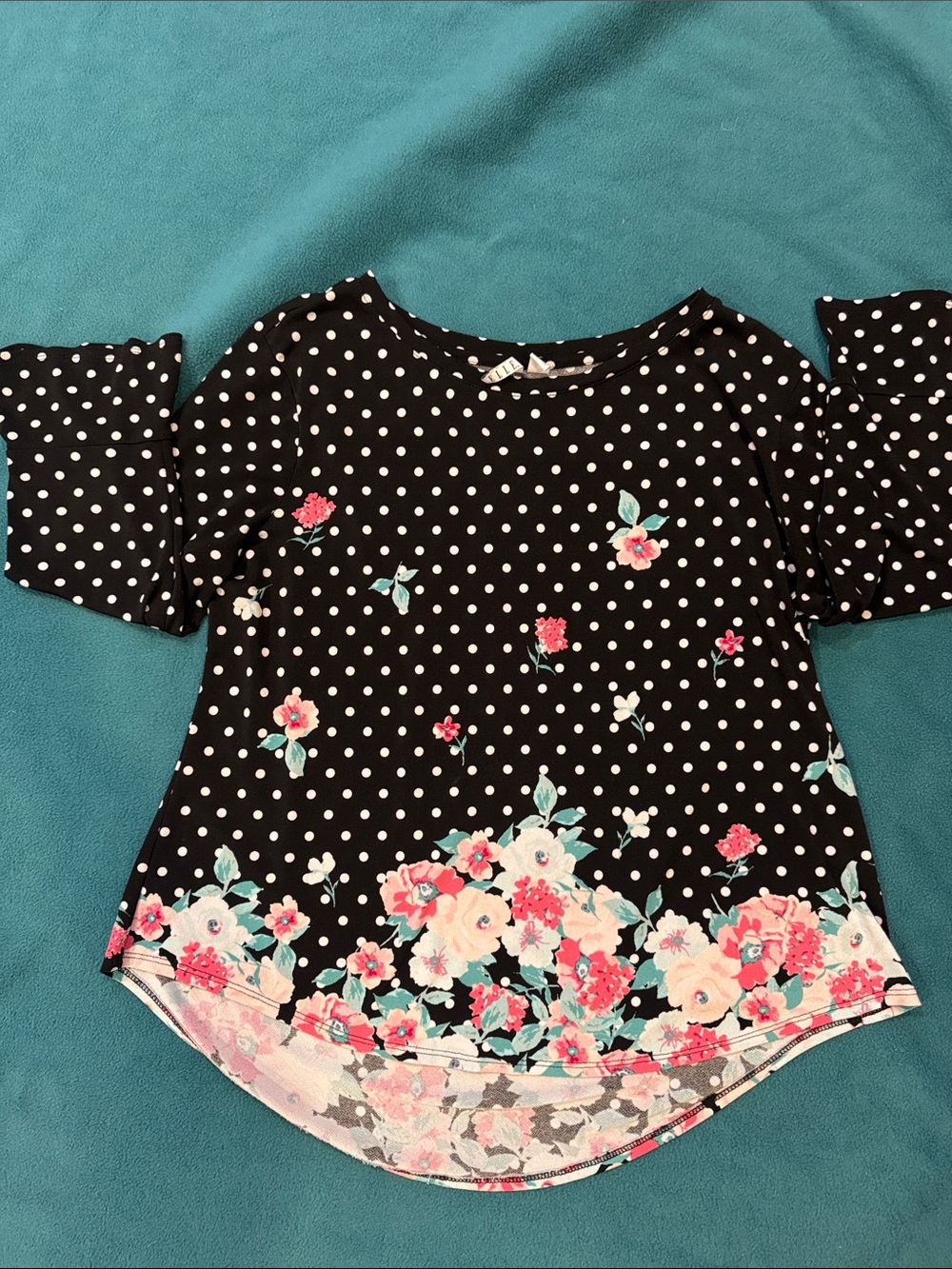 Elle Black and White Polka Dot Top With Pink Flowers Size Medium